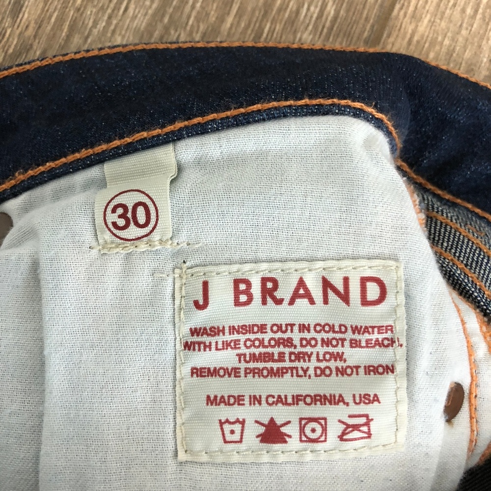 ❌SOLD❌J Brand Bootcut Jeans - Picture 8 of 8